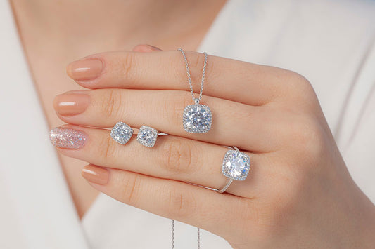 My Day at the Jewelry Fair: Discovering the Future of Diamonds with Delve Diamonds