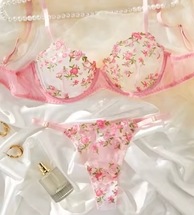 Pink lingerie flower set